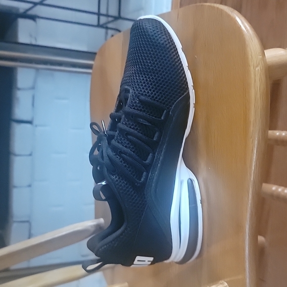 Sold - Picture 3 of 3